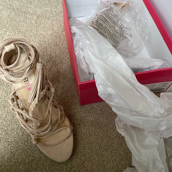 JustFab Chancy Blush Strappy Heels - Picture 4 of 7